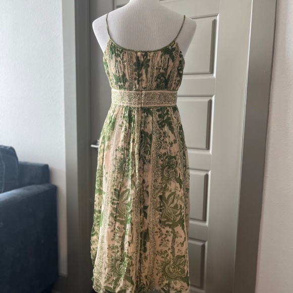 Jones New York Silk Green Pattern Dress - Picture 5 of 8